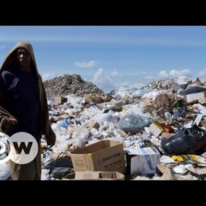 Trash into cash - plastic waste in Haiti | DW Documentary