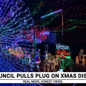 There is a Queensland council 'of Grinches' amid Christmas light cancellation