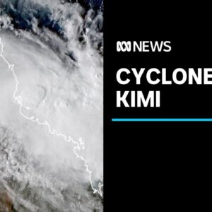 Tropical Cyclone Kimi intensifies to category two as it heads down the Queensland coast | ABC News