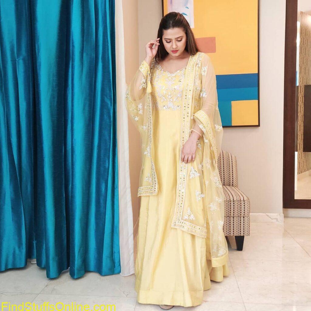 images of kratika sengar 99