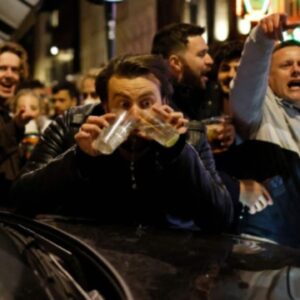 Londoners break free of lockdown and celebrate in the streets
