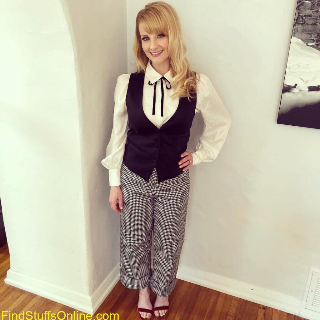 Melissa rauch hot images 2