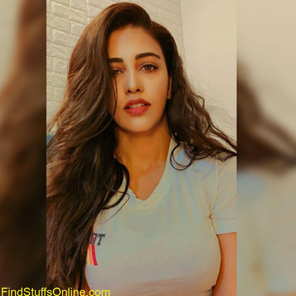 daksha nagarkar hot images 7