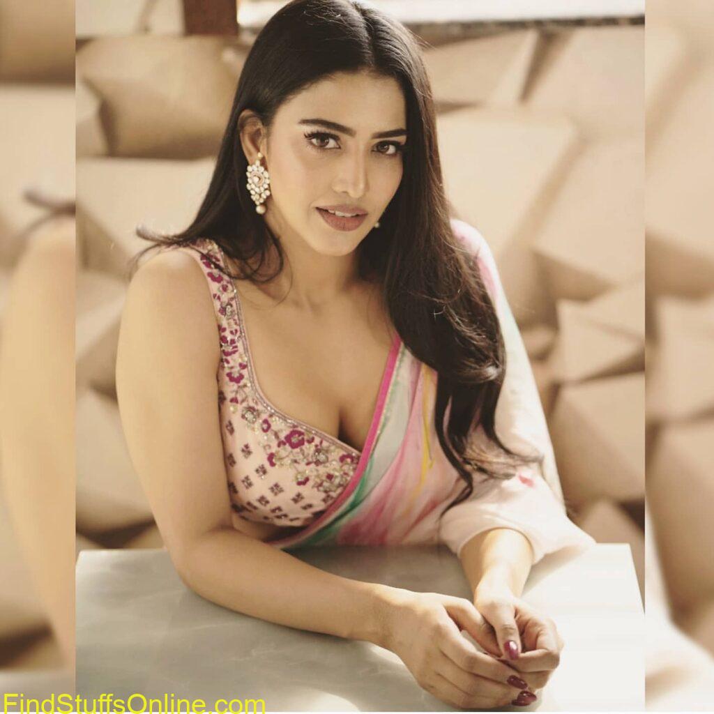 daksha nagarkar hot images 9