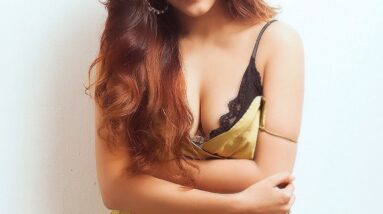 malavika sharma hot images 2