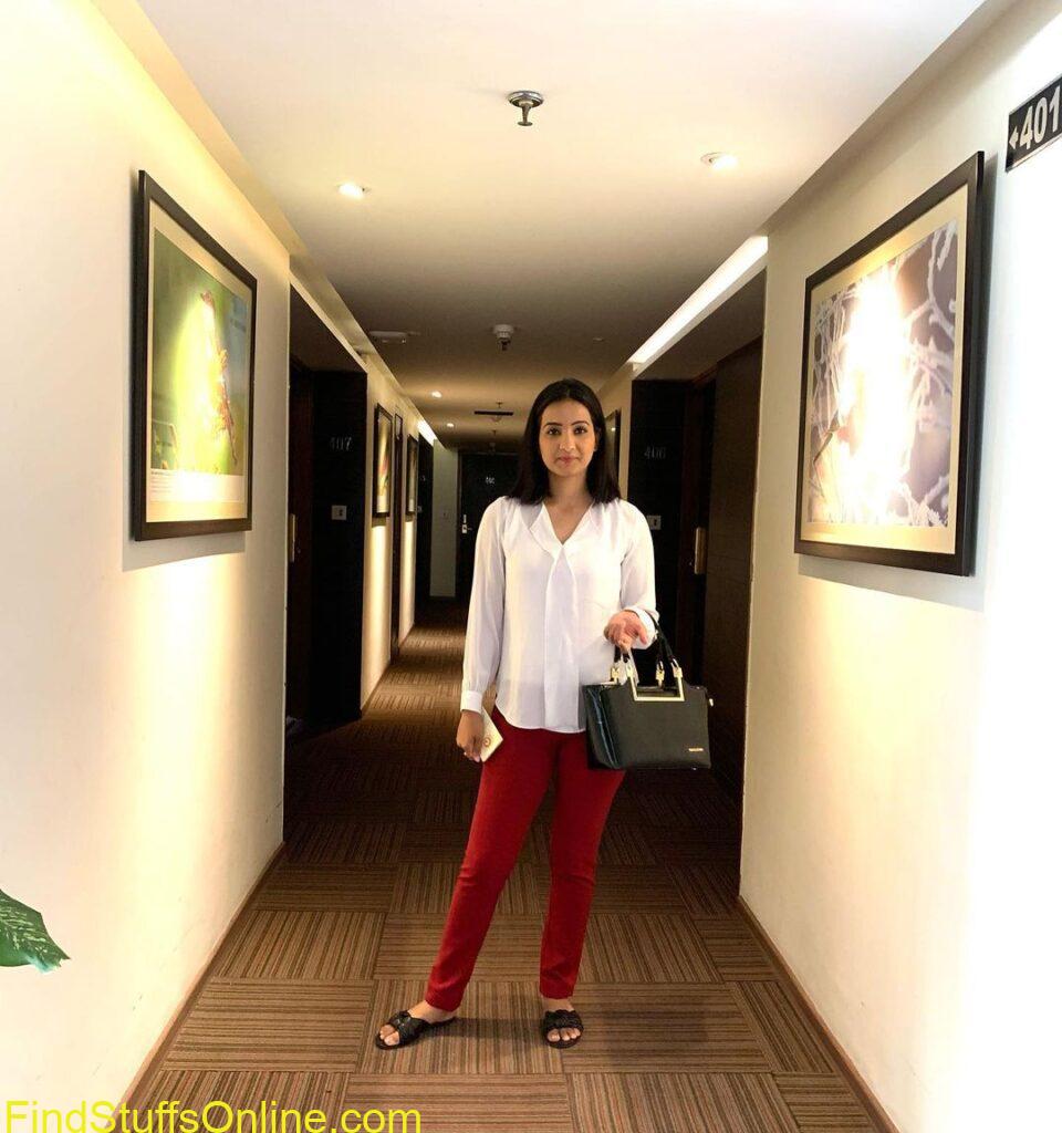 Meenakshi kandwal hot images 24 meenakshi kandwal hot images 24