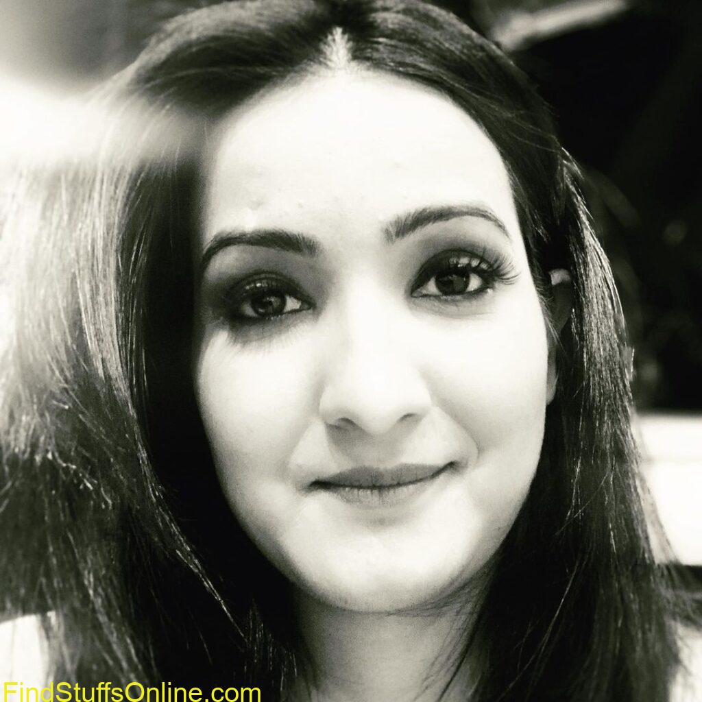 Meenakshi kandwal hot images 35 meenakshi kandwal hot images 35