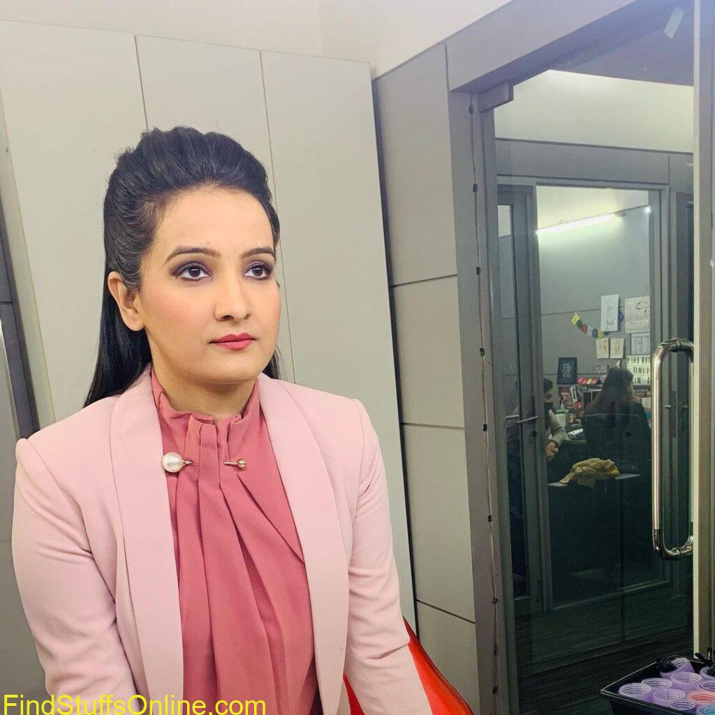 Meenakshi kandwal hot images 41 meenakshi kandwal hot images 41