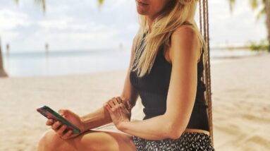 nikki glaser hot images 9