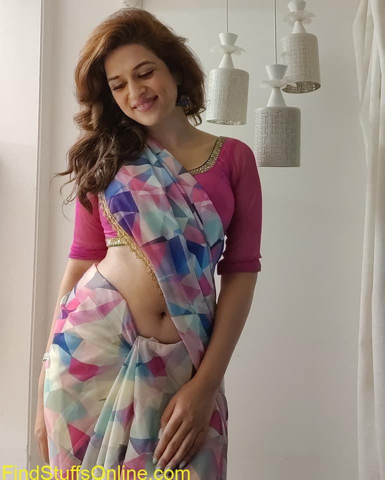 Actress Shraddha Das latest pictures in saree 2 C005AF20 5D97 4913 B497 42F48FBBD4C4