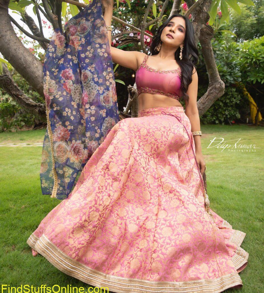 sakshi agarwal images 9