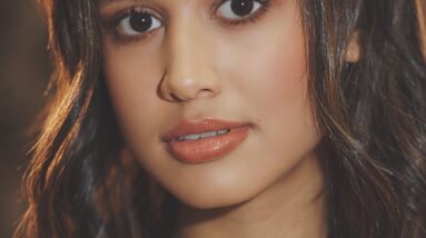 Emily Tosta hot images 9