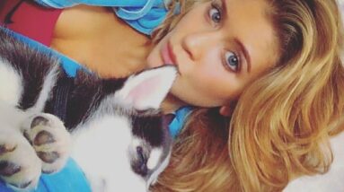 Lauren hutton hot images 1