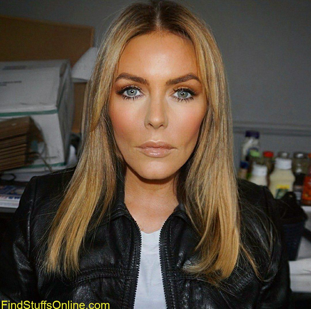 Patty Kensit hot images 8