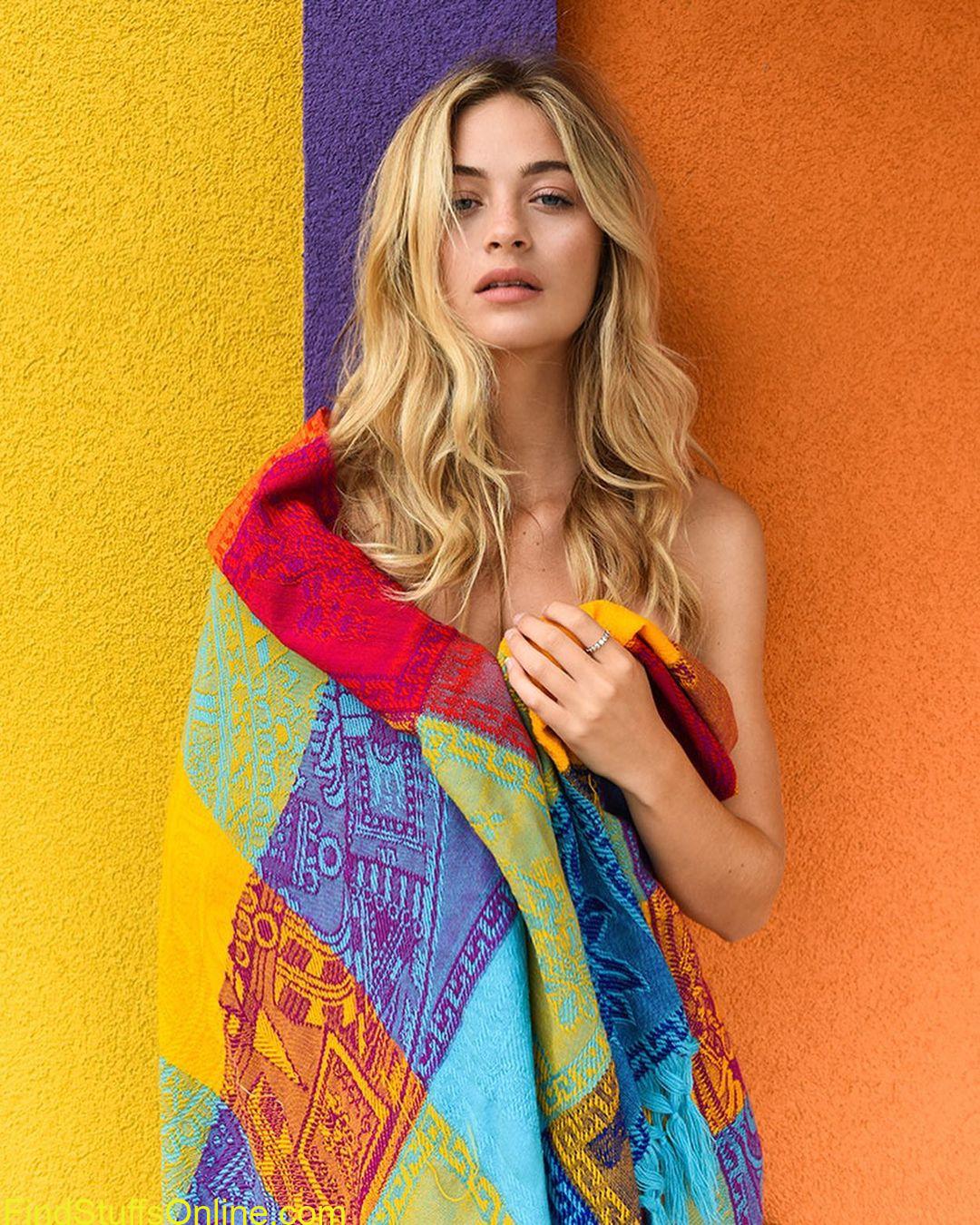 cynthia menard hot images 8