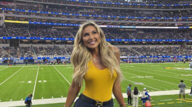 instagram model Khloe terae hot images 7