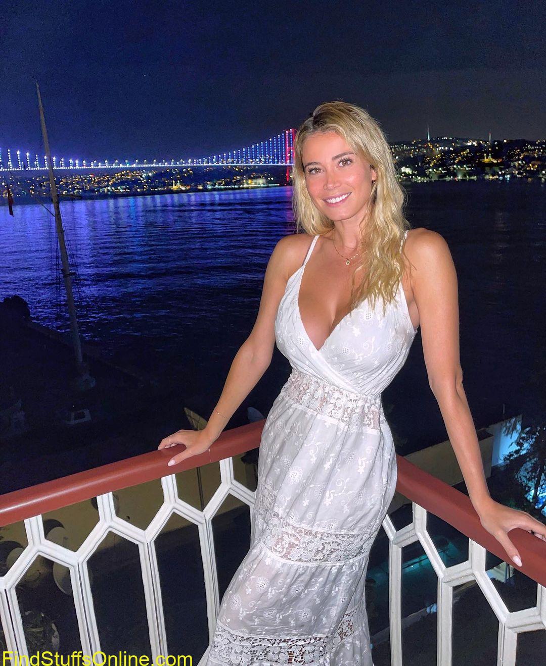 model Diletta leotta hot images 2