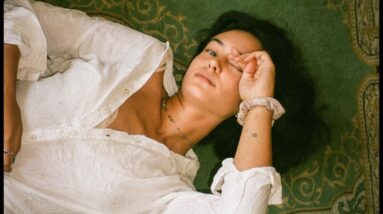 Courtney Eaton hot images 3