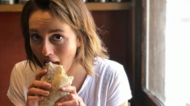 Leighton Meester hot 2