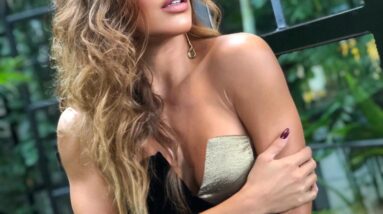 Sara Corrales hot images 2