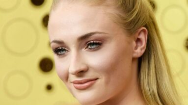 Sophie turner latest hot pictures 3