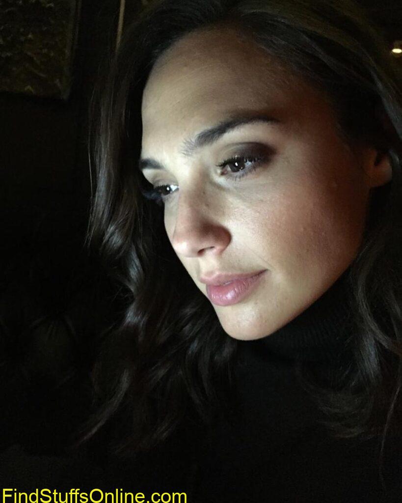 Gal Gadot Latest HD Pictures and Wallpapers 13 gal Gadot hot images 11