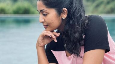 navya nair hot images 19